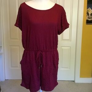 Universal Thread Romper